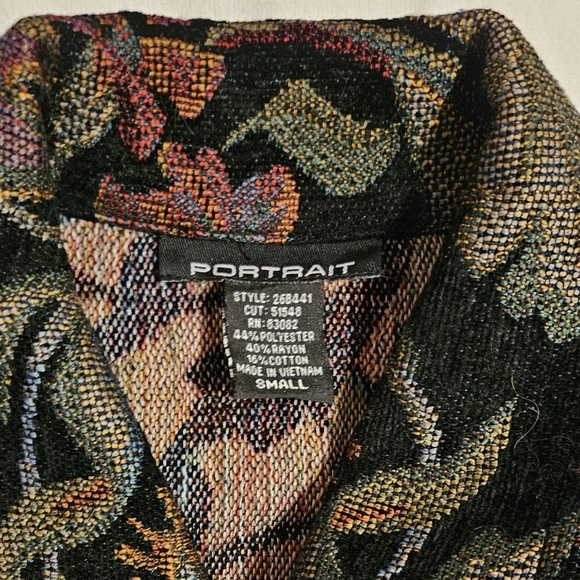 Floral patterned jacket - Picture 3 of 4